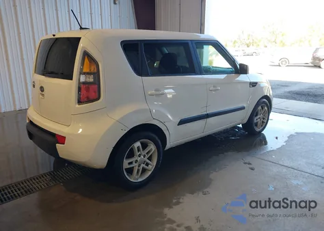 2011 Kia Soul + z USA, uszkodzony, nr VIN KNDJT2A23B7330085